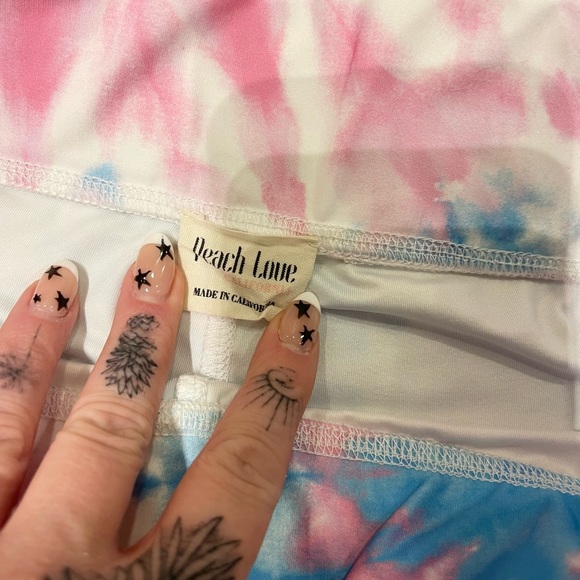 Peach Love California Sports Bra and Legging Set - Picture 3 of 7